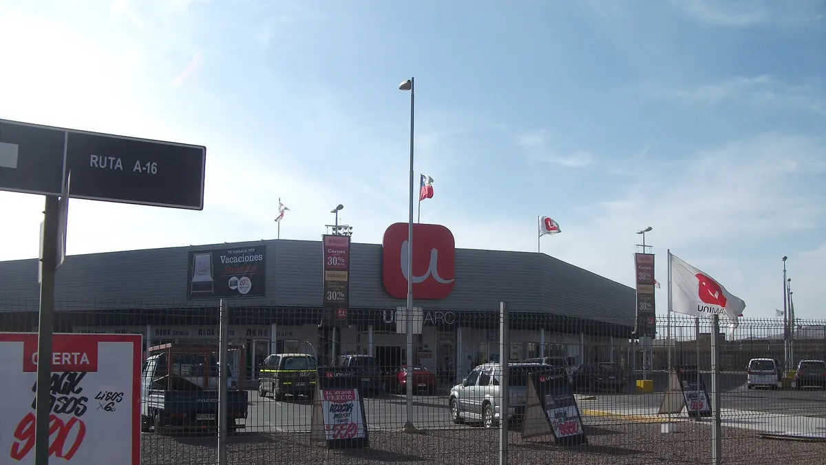 Supermercado Unimarc en el norte de Chile